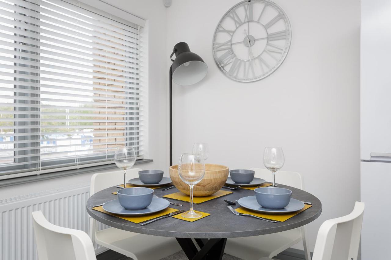 Sovereign Gate - 2 Double Bedroom In Centre Portsmouth