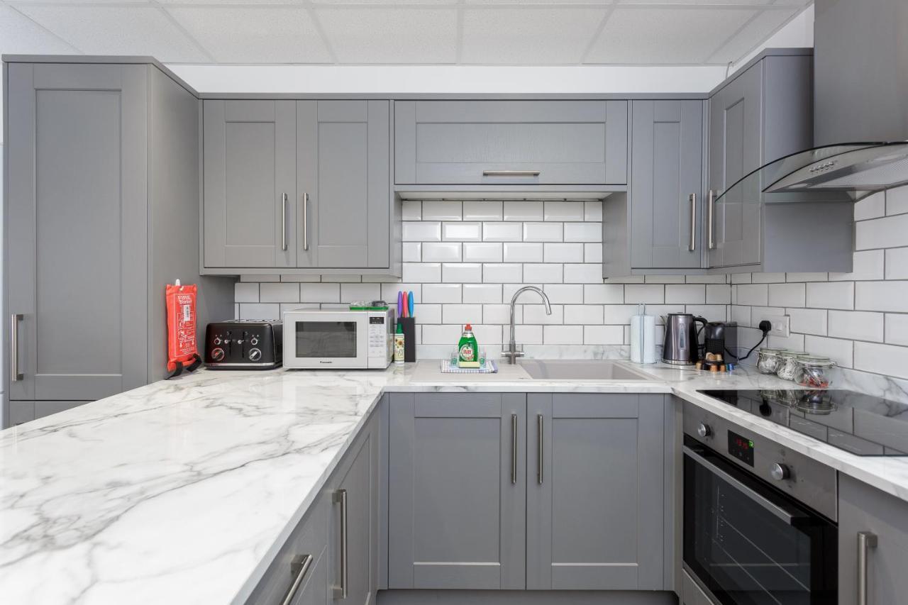 Apartment Sovereign Gate - 2 Double Bedroom In Centre *